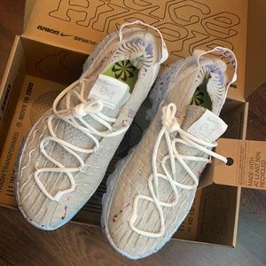 Nike Space Hippie 04 👟